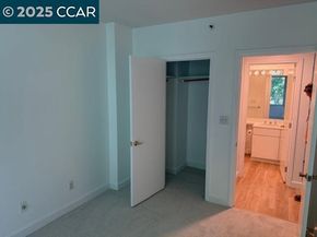 240 Lombard St 632, San Francisco CA 94111