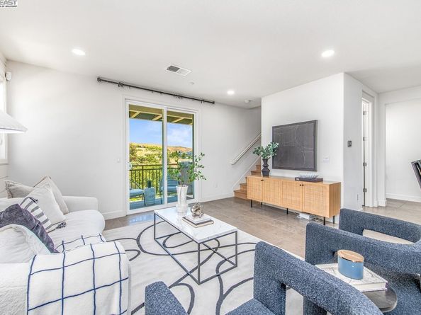 7018 Stags Leap Ln, Dublin CA 94568