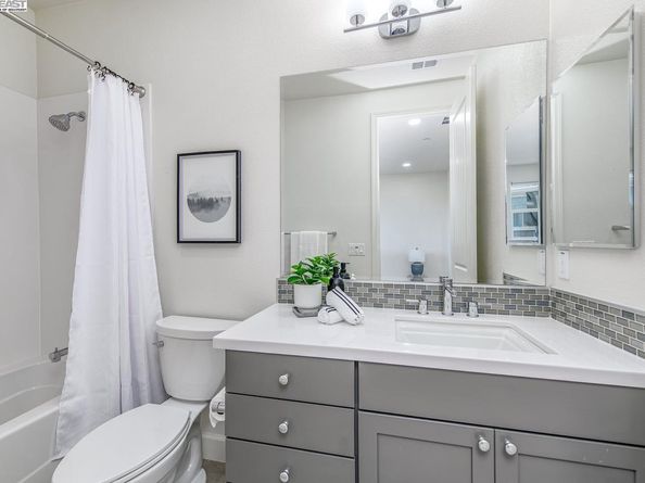 7018 Stags Leap Ln, Dublin CA 94568