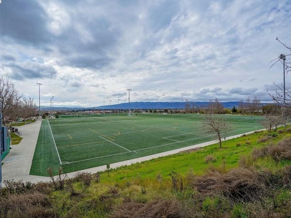 3105 Vittoria Loop, Dublin CA 94568