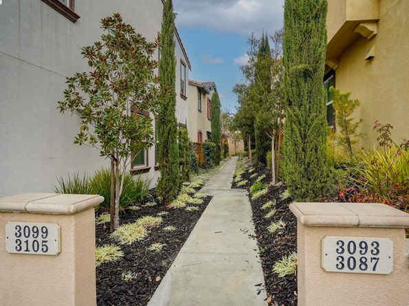 3105 Vittoria Loop, Dublin CA 94568
