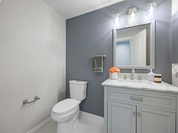 161 N L 101, Livermore CA 94550