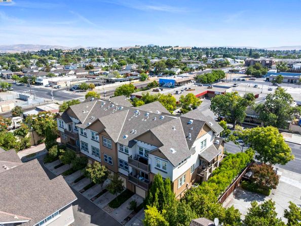 161 N L 101, Livermore CA 94550