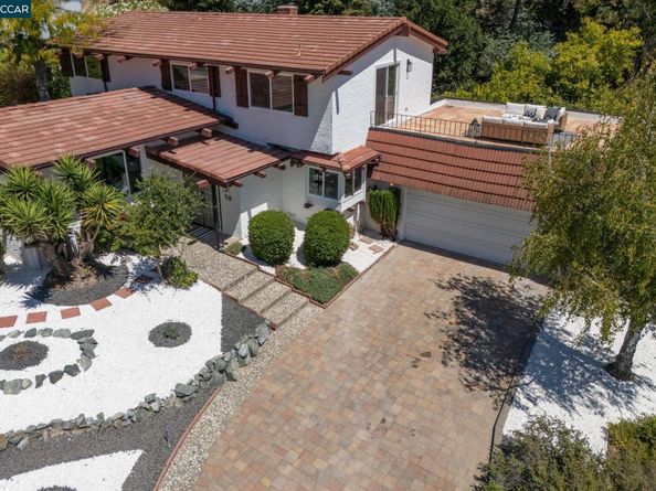 58 Ashbrook Pl, Moraga CA 94556