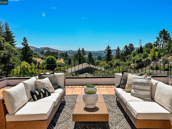 58 Ashbrook Pl, Moraga CA 94556