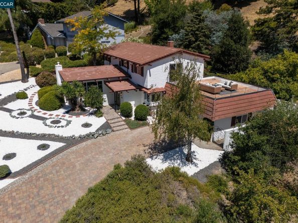 58 Ashbrook Pl, Moraga CA 94556