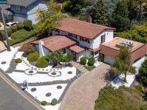 58 Ashbrook Pl, Moraga CA 94556