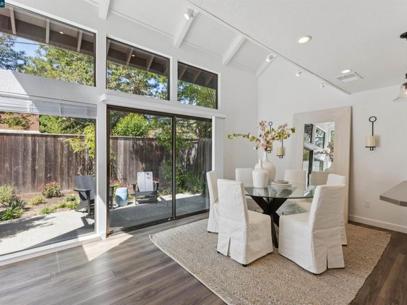 7 Songbird Ct, Lafayette CA 94549