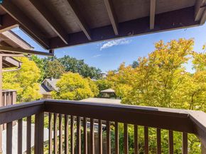 7 Songbird Ct, Lafayette CA 94549