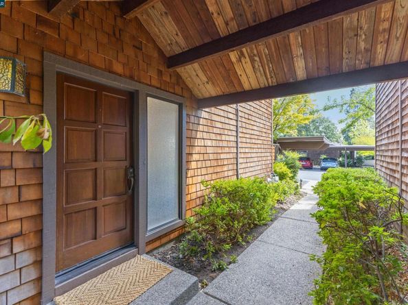 7 Songbird Ct, Lafayette CA 94549