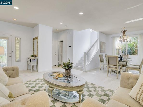 318 Bentley Ct, Pacheco CA 94553