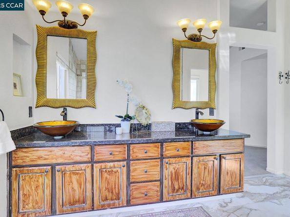 318 Bentley Ct, Pacheco CA 94553