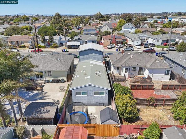 2110 Hellings Avenue, Richmond CA 94801