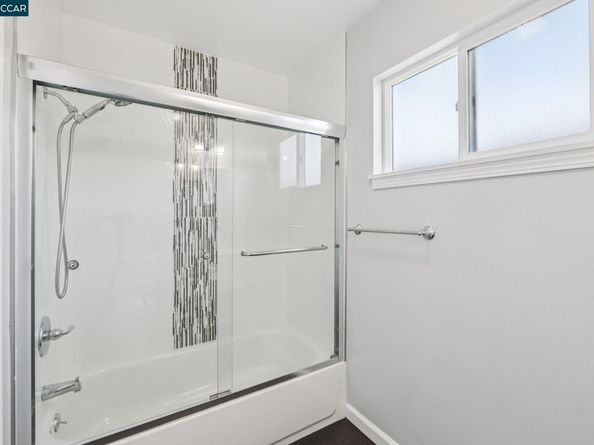 2110 Hellings Avenue, Richmond CA 94801