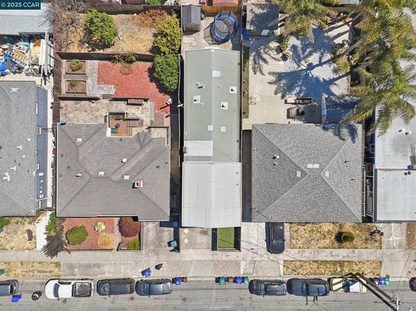 2110 Hellings Avenue, Richmond CA 94801