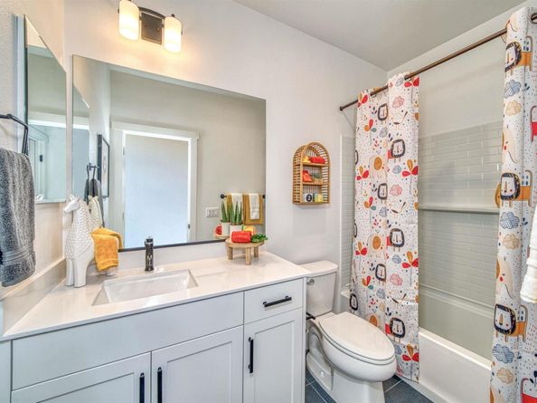 28973 Parkwood Lane 94, Hayward CA 94544