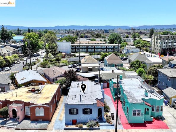 2775 E 21St St, Oakland CA 94601