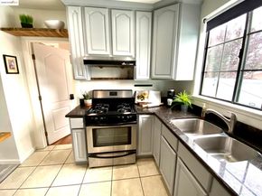 2775 E 21St St, Oakland CA 94601