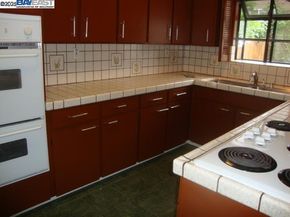 26132 Jane Ave, Hayward CA 94544