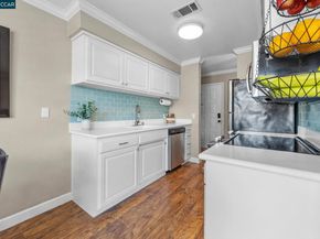 825 Oak Grove Rd 62, Concord CA 94518