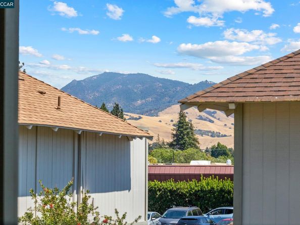 825 Oak Grove Rd 62, Concord CA 94518