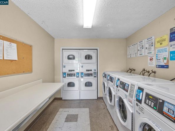 825 Oak Grove Rd 62, Concord CA 94518