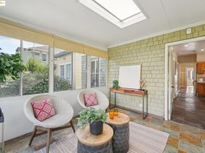 2002 Chestnut St, Oakland CA 94607