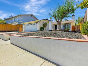 22561 Mossy Rock Dr, Hayward CA 94541