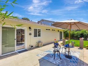 22561 Mossy Rock Dr, Hayward CA 94541