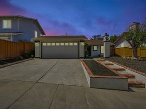 22561 Mossy Rock Dr, Hayward CA 94541