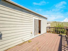 215 Thornton Ave, San Francisco CA 94124