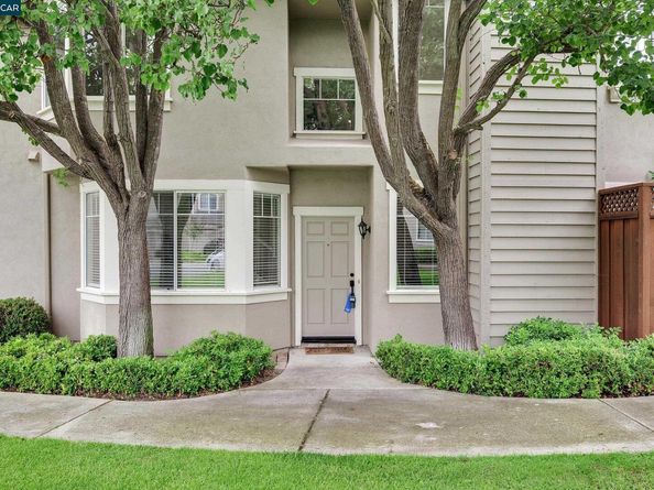 422 Sutton Cir, Danville CA 94506