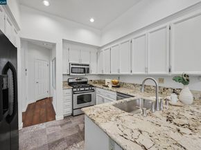 422 Sutton Cir, Danville CA 94506