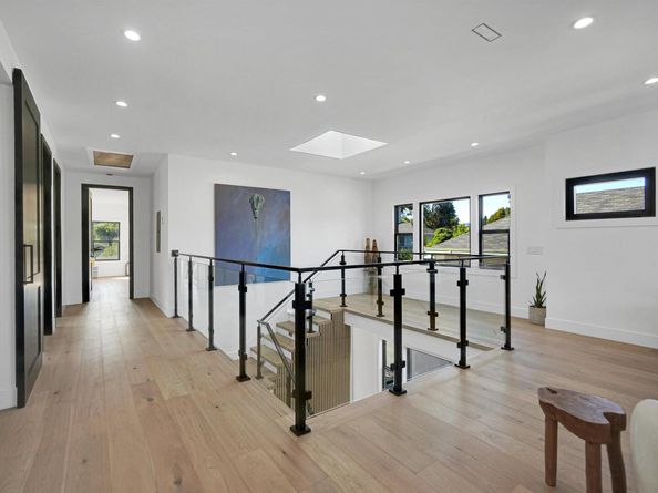 5229 Miles Ave, Oakland CA 94618