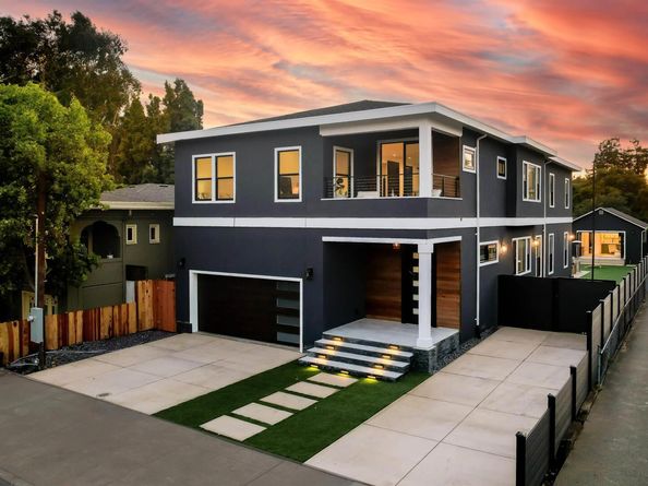 5229 Miles Ave, Oakland CA 94618