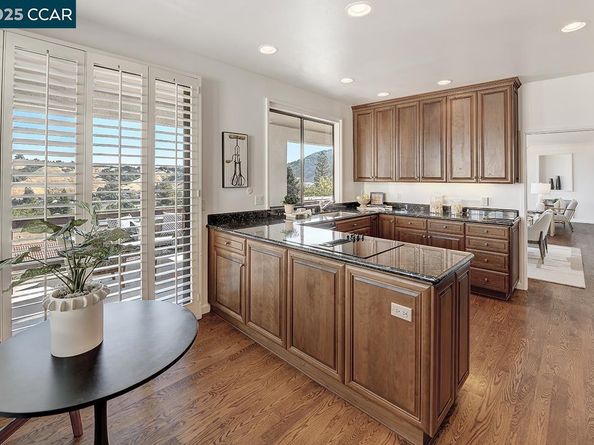 3663 Terra Granada Dr 1A, Walnut Creek CA 94595