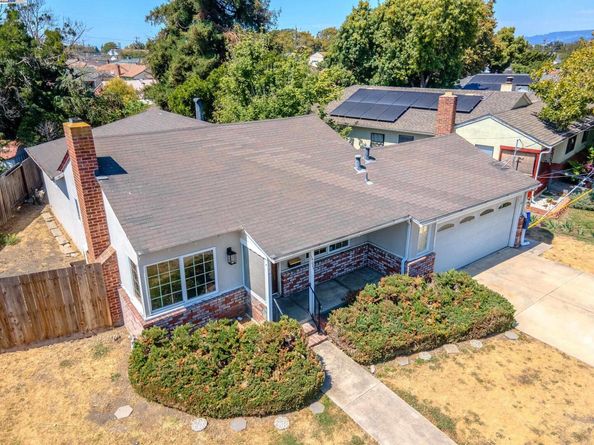 15083 Alexandria St, San Leandro CA 94579