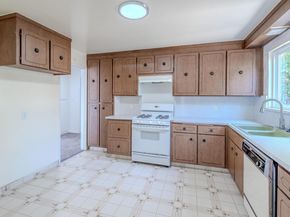 15083 Alexandria St, San Leandro CA 94579