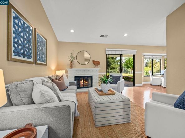 30 Rainbow Bridge Ct, San Ramon CA 94582