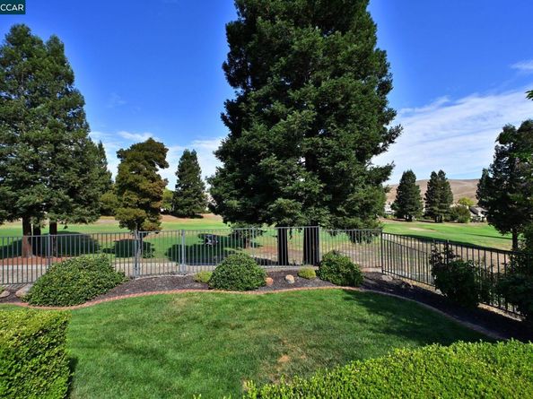 30 Rainbow Bridge Ct, San Ramon CA 94582