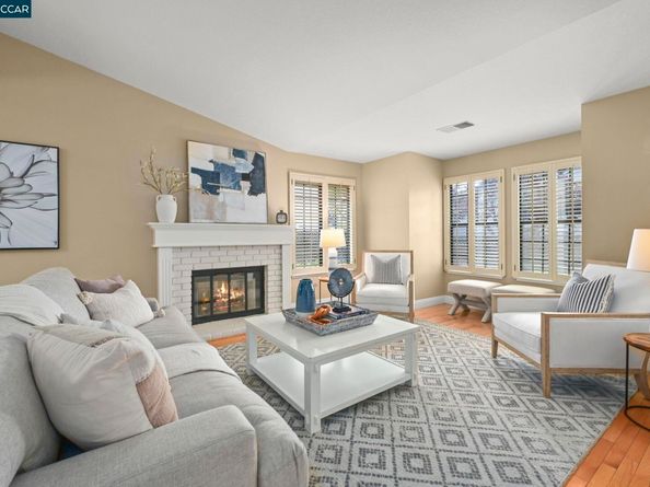 30 Rainbow Bridge Ct, San Ramon CA 94582