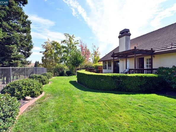 30 Rainbow Bridge Ct, San Ramon CA 94582
