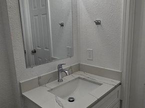 444 Schafer Rd, Hayward CA 94544