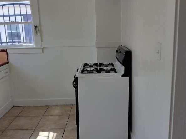 847 E 18th, Oakland CA 94606