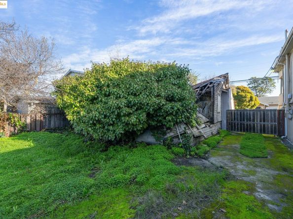 3032 Mabel St, Berkeley CA 94702