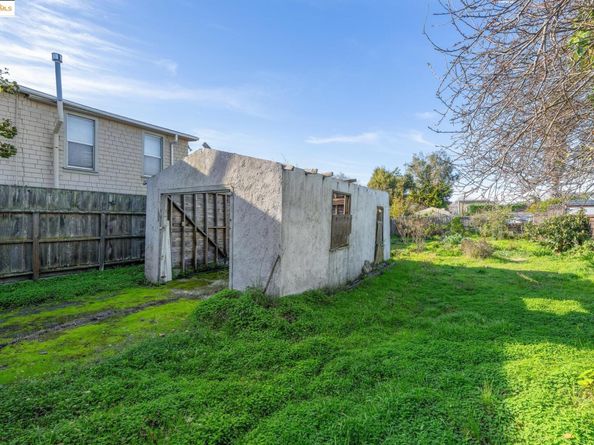 3032 Mabel St, Berkeley CA 94702