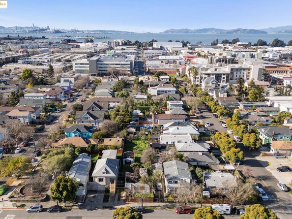 3032 Mabel St, Berkeley CA 94702