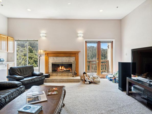 2335 Tunnel Rd, Oakland CA 94611