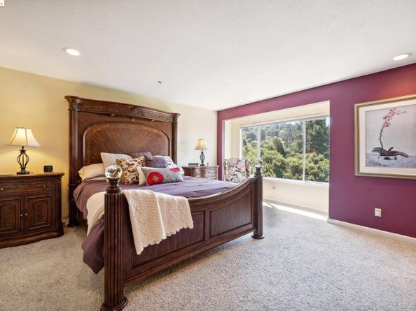 2335 Tunnel Rd, Oakland CA 94611