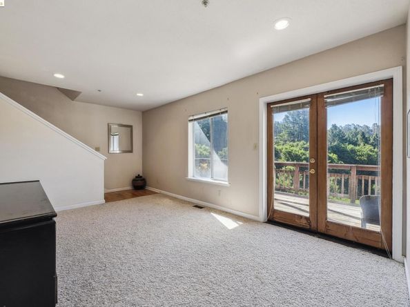 2335 Tunnel Rd, Oakland CA 94611